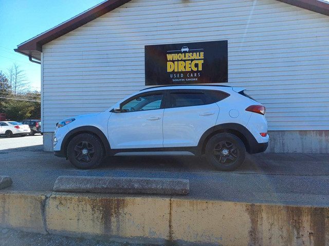 2018 Hyundai Tucson AWD Auto SUV with Camera, Pano Roof, Power H in Cars & Trucks in Bridgewater - Image 3