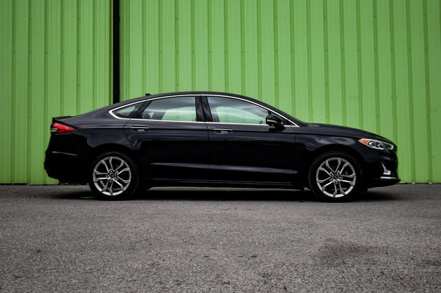 2020 Ford Fusion Hybrid Titanium • SUNROOF • COOLED LEATHER • NA in Cars & Trucks in Kingston - Image 2