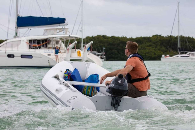 Yamaha F2.5 Portable in Powerboats & Motorboats in Saint John - Image 3