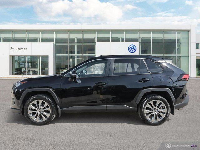 2021 Toyota RAV4 XLE in Cars & Trucks in Winnipeg - Image 2