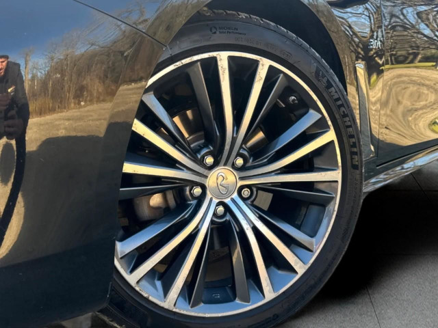 2017 Infiniti Q60 3.0T in Cars & Trucks in Mississauga / Peel Region - Image 2