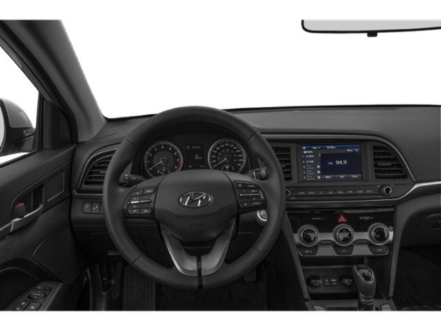 2020 Hyundai Elantra LUXURY w/ LEATHER / SUNROOF in Cars & Trucks in Calgary - Image 4