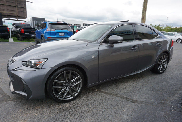 2017 Lexus IS in Cars & Trucks in Oakville / Halton Region - Image 2