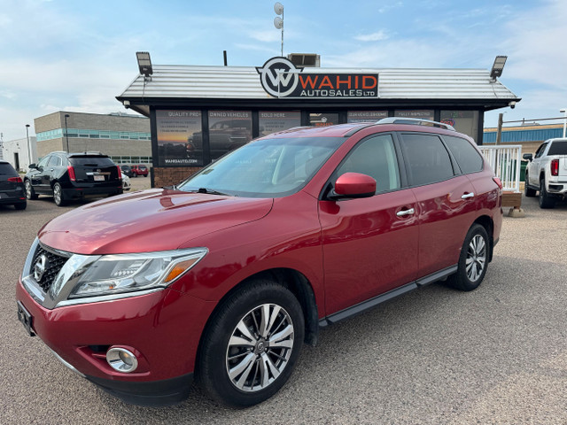 2015 Nissan Pathfinder SV AWD in Cars & Trucks in Lethbridge