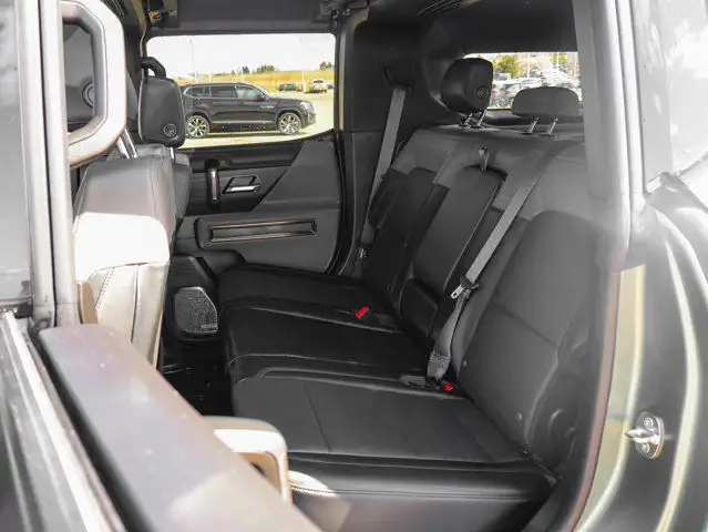 2024 GMC HUMMER EV SUV 3X Edition 1 4X4 in Cars & Trucks in Strathcona County - Image 34