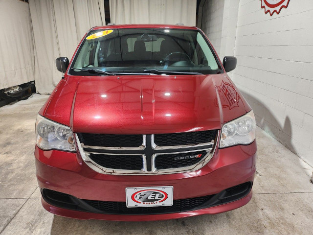 2014 Dodge Grand Caravan in Cars & Trucks in Windsor Region - Image 2