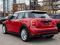 KEY POINTS & FEATURES Recent addition to MINI Toronto's carefully selected Pre-Owned Inventory! Acci... (image 3)
