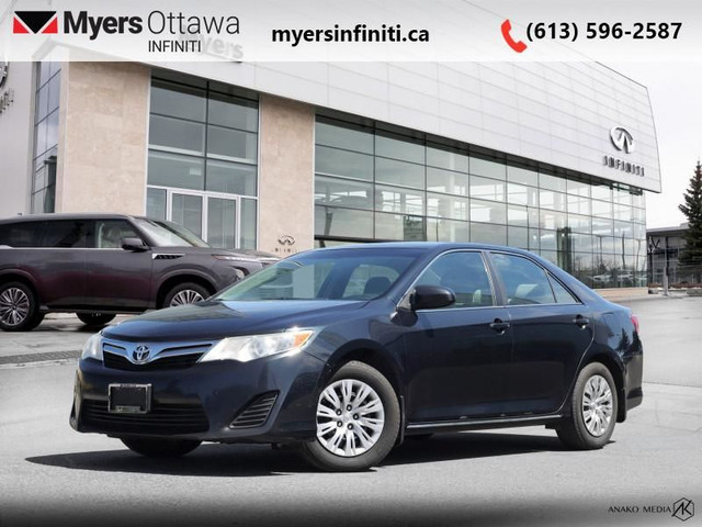 2013 Toyota Camry LE - Power Seats - Power Windows in Cars & Trucks in Ottawa