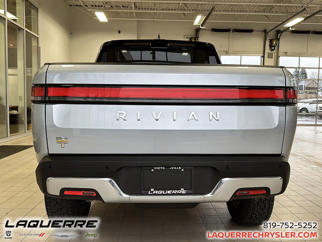 RIVIAN / ADVENTURE PACKAGE / ALL-TERRAIN UPGRADE / LARGE PACK /  in Cars & Trucks in Victoriaville - Image 3