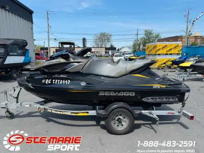 Maxi roule Jet Master 2017 galvanisée. Inspection et tune-up inclus. vient avec rack à roue de secou...