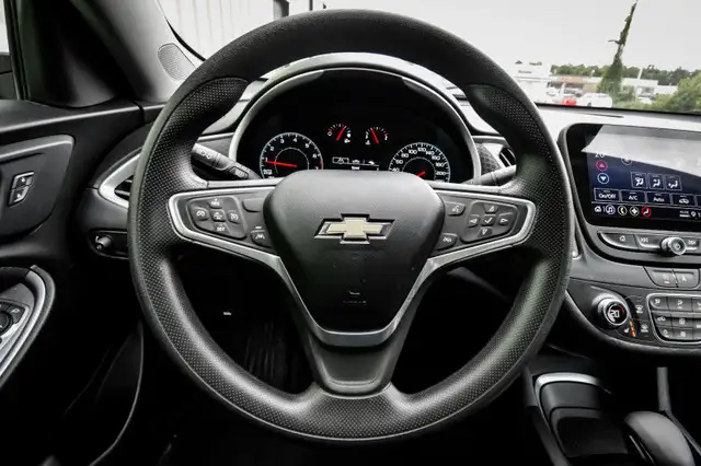 2023 Chevrolet Malibu LT • HEATED SEATS • SIRIUSXM • CP/AA in Cars & Trucks in Cornwall - Image 18