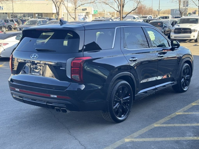  2023 Hyundai Palisade URBAN w/ LEATHER / SUNROOF/ NAVIGATION in Cars & Trucks in Calgary - Image 3