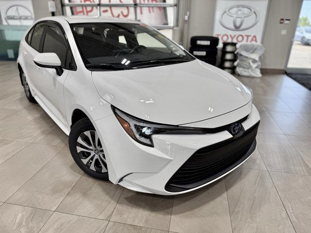 2025 Toyota Corolla Hybrid LE AWD | Heated Front Seats in Cars & Trucks in Edmonton - Image 2