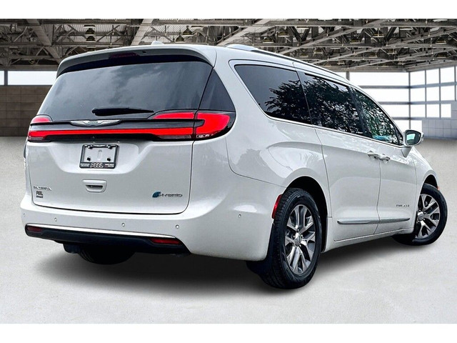 2021 Chrysler Pacifica Hybrid Pinnacle PHEV | FULLY LOADED | FWD in Cars & Trucks in Mississauga / Peel Region - Image 2