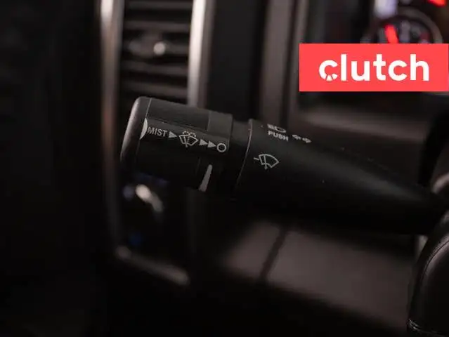 2021 Ram 1500 Classic Warlock Crew Cab 4x4 w/ Apple CarPlay & An in Cars & Trucks in City of Toronto - Image 25