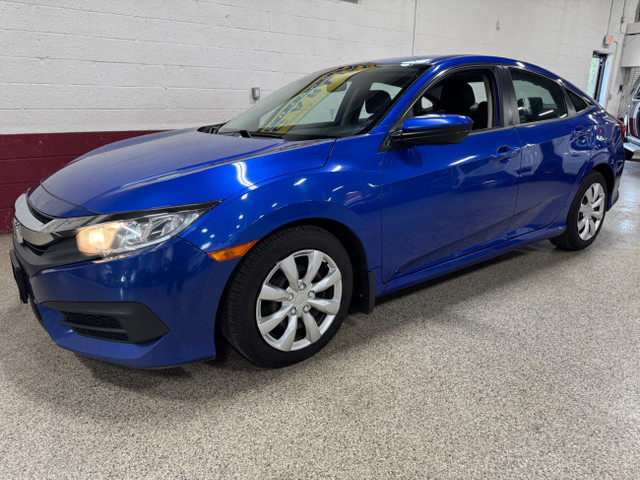 2017 Honda Civic 4dr CVT LX - BLUETOOTH - BACKUP CAMERA - HEATED in Cars & Trucks in Mississauga / Peel Region - Image 2