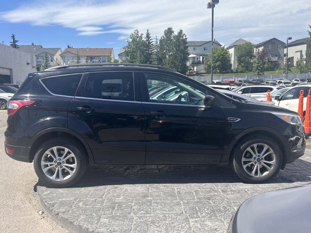 2018 Ford Escape SE | No Accidents | 2 Sets of Tires | Premium in Cars & Trucks in Calgary - Image 3