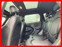 CARFAX VERIFIED, CLEAN TITLE, NO ACCIDENTS, SERVICE RECORDS !!! 193,000 KM AUTOMATIC TRANSMISSION BL... (image 7)