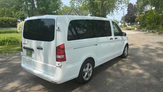 2016 Mercedes-Benz Metris Passenger Van passagers in Cars & Trucks in Laval / North Shore - Image 4