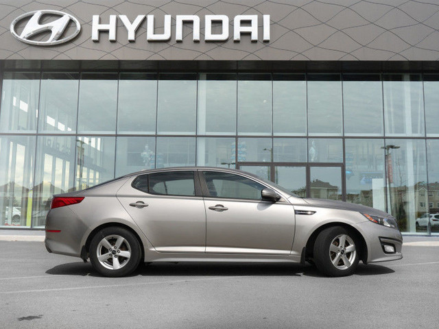 2015 Kia Optima LX - $179 B/W in Cars & Trucks in Ottawa - Image 2