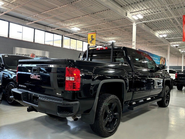 2017 GMC Sierra 1500 SLE|ELEVATION|4WD|CREW|V8POWERED|BACKRACK|C in Cars & Trucks in City of Toronto - Image 4
