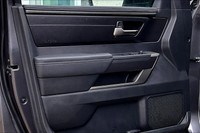 Lease this gorgeous Truck for 60 months at 6.99% for $331 Bi-weekly with only $5000 down! Fully Safe... (image 7)