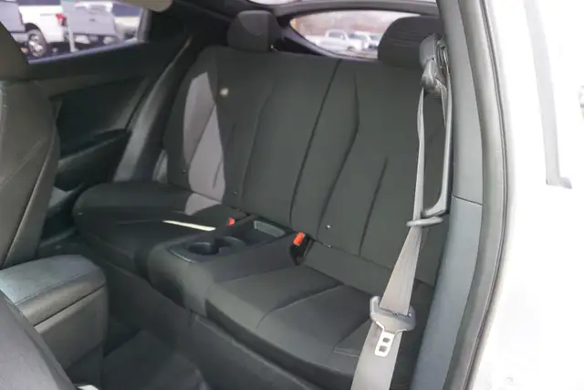 2017 Hyundai Veloster in Cars & Trucks in Oakville / Halton Region - Image 16