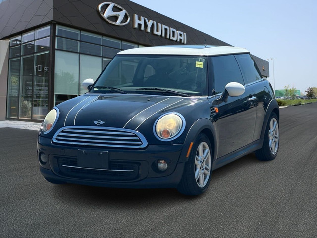 2011 MINI Cooper Base in Cars & Trucks in Oshawa / Durham Region