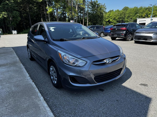 Hyundai Accent HB 5 portes boîte automatique GL Tissu A/C 2017 à in Cars & Trucks in Trois-Rivières - Image 3
