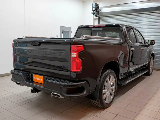 2023 Chevrolet Silverado 1500 HIGH COUNTRY CREW 4X4 V8 *TOIT* NA in Cars & Trucks in Laurentides - Image 9