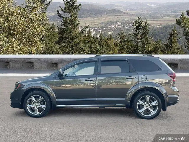 2016 Dodge Journey Crossroad in Cars & Trucks in Moncton - Image 3