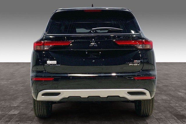 2025 Mitsubishi Outlander Phev LE S-AWC in Cars & Trucks in Edmonton - Image 4