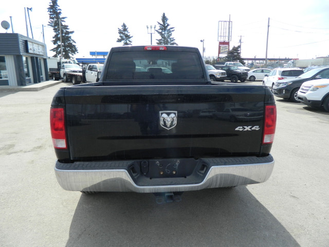 2014 RAM 1500 4X4 SLT / SHORT BOX FACTORY MAG WHEELS in Cars & Trucks in Edmonton - Image 4