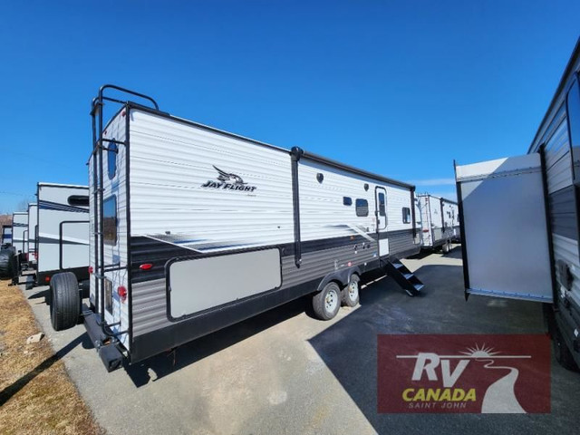 2023 Jayco Jay Flight 295BHS in Travel Trailers & Campers in Saint John - Image 4