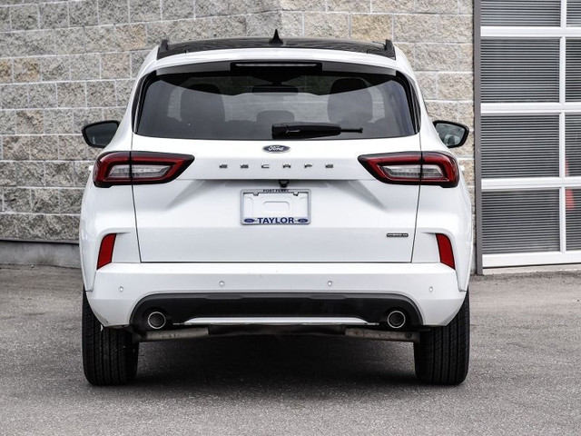 2023 Ford Escape ST-Line ST LINE IN BRIGHT WHITE DOES IT GET ANY in Cars & Trucks in Kawartha Lakes - Image 3