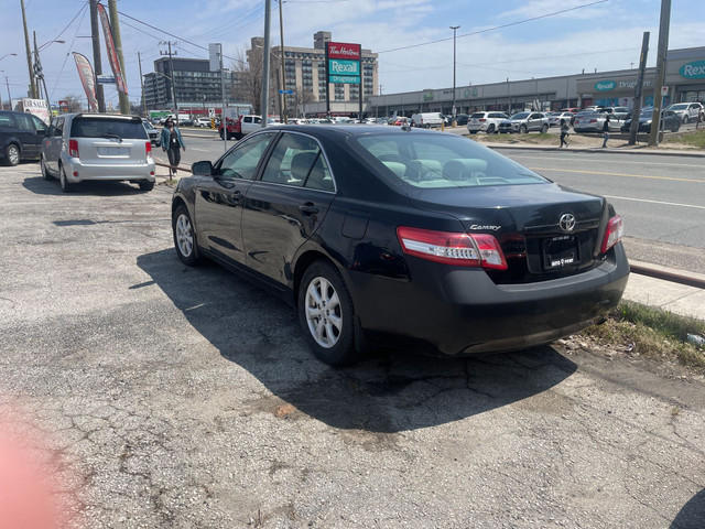2010 Toyota Camry 4dr Sdn I4 Auto LE in Cars & Trucks in City of Toronto - Image 3