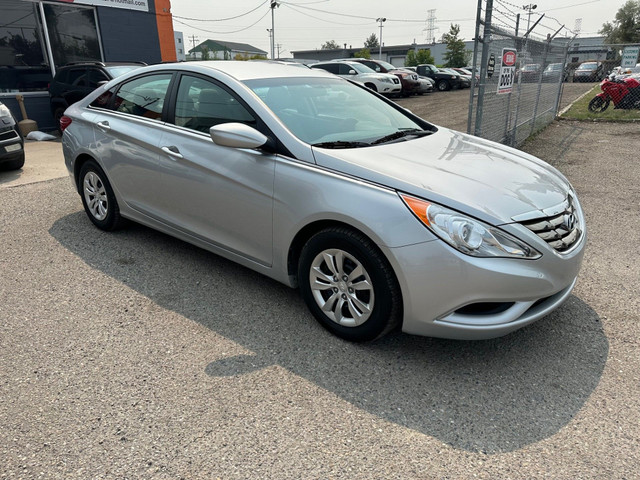 2012 Hyundai Sonata GL in Cars & Trucks in Calgary - Image 3