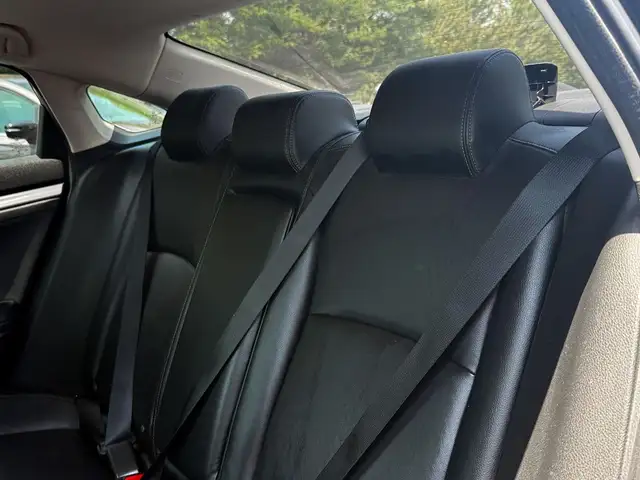 2020 Honda Civic Touring Touring|Leather|Navi|Sunroof|CarPlay in Cars & Trucks in Oshawa / Durham Region - Image 17