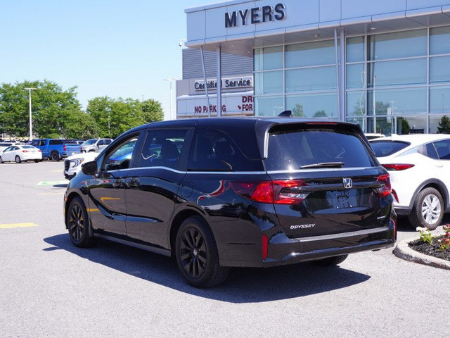 2025 Honda Odyssey Sport - Sunroof in Cars & Trucks in Ottawa - Image 3