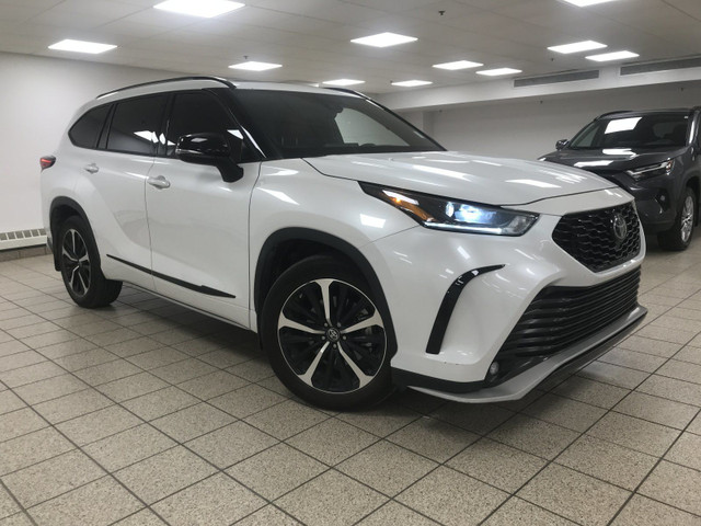 2022 Toyota Highlander XSE in Cars & Trucks in Calgary
