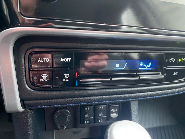 2018 Toyota Corolla CE in Cars & Trucks in City of Toronto - Image 4