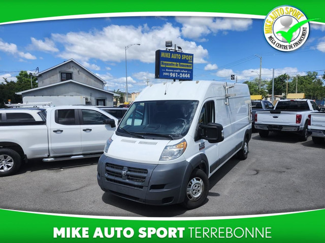 RAM ProMaster fourgonnette utilitaire 2500 toit élevé 159 po 201 in Cars & Trucks in Laval / North Shore