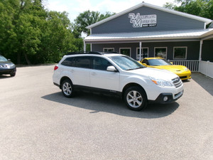 2013 Subaru Outback TOURING EDITION/ YES 110KM!
