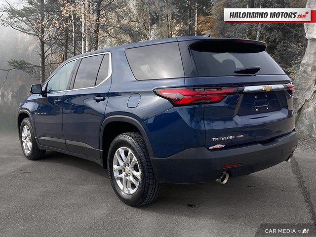2023 Chevrolet Traverse LS in Cars & Trucks in Hamilton - Image 3