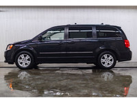 **ACCIDENT FREE - MECHANICALLY CERTIFIED** 143,679 KM This 2017 Dodge Grand Caravan Crew Plus is pow... (image 2)