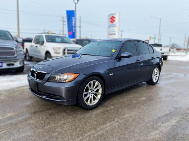 2006 BMW 3 Series AWD ~Leather ~Moonroof ~Alloy Wheels in Cars & Trucks in Barrie