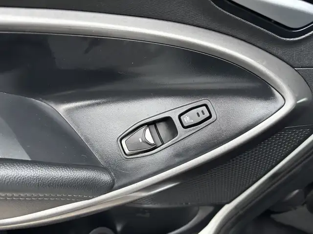 2017 Hyundai Santa Fe Sport All-wheel Drive 4dr 2.4L Luxury in Cars & Trucks in City of Toronto - Image 12