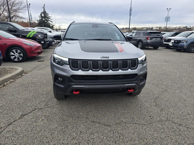 2023 Jeep Compass TRAILHAWK ELITE 2.0L TURBO | PREMIUM LEATHER | in Cars & Trucks in Calgary - Image 2