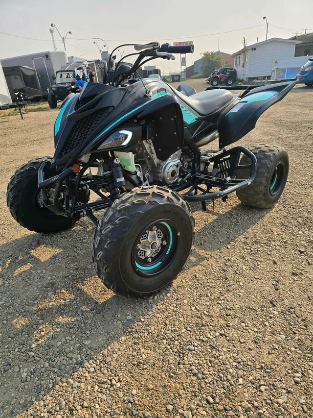 2023 Yamaha Raptor 700R $76 B/W ALL CREDIT ACCEPTED! 250 HRS in ATVs in Strathcona County - Image 3