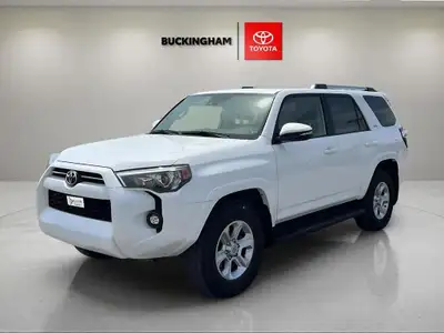 See Dealer Website for Details. Engine: Moteur V6 4.0L L/100Km City: 14.8 L/100Km Hwy: 12.5 Safety E...